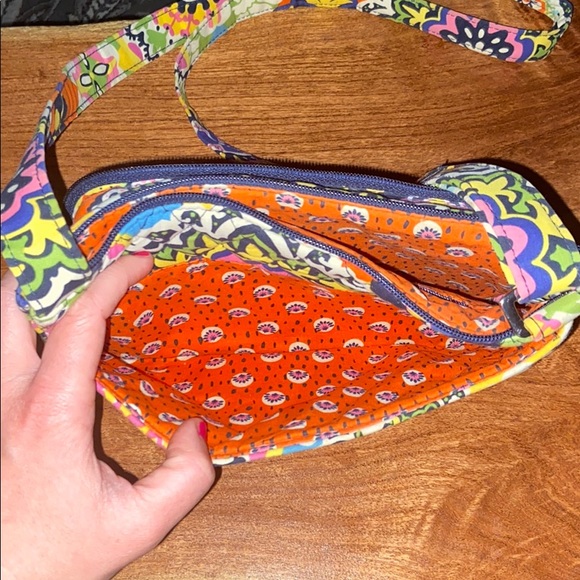 Vera Bradley Crossbody - Picture 3 of 5